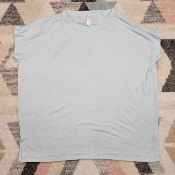 Athleta Release Tee Shirt Top Size Small  657749 - Picture 3 of 7